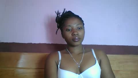 asmiraa online show from March 22, 10:07 am