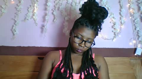 asmiraa online show from May 8, 6:24 pm