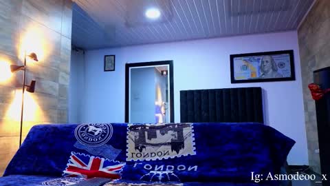 Snapshot of asmodeo_cox chatting on September 11, 6:24 am Asmodeo  -   online show from September 11, 6:24 am