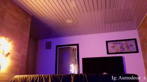 Snapshot of asmodeo_cox chatting on October 3, 7:16 am Asmodeo  -   online show from October 3, 7:16 am