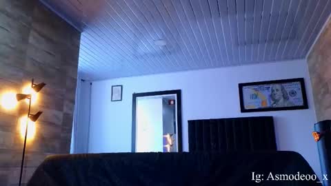 Snapshot of asmodeo_cox chatting on October 5, 9:56 pm Asmodeo  -   online show from October 5, 9:56 pm