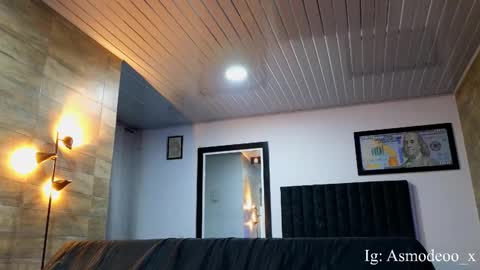 Snapshot of asmodeo_cox chatting on October 14, 12:55 am Asmodeo  -   online show from October 14, 12:55 am