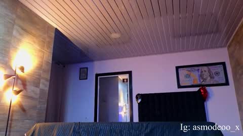 Snapshot of asmodeo_cox chatting on October 18, 2:14 am Asmodeo  -   online show from October 18, 2:14 am