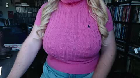 Aspen Vale online show from October 5, 7:12 pm