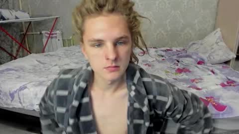 asphalt surfer online show from October 19, 10:27 am