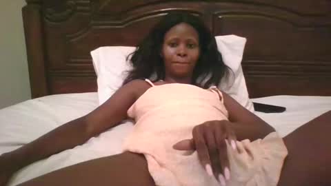 Snapshot of ass_slut2 chatting on September 22, 8:16 am alisha online show from September 22, 8:16 am