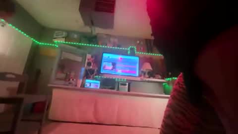 SIR WILLIAM online show from December 21, 7:15 am