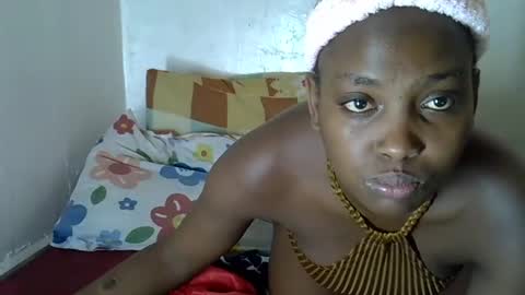 Snapshot of ass_wife chatting on December 8, 7:05 am ass_wife online show from December 8, 7:05 am