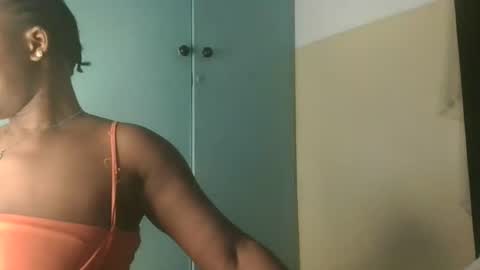 asscluupper online show from October 8, 12:14 pm