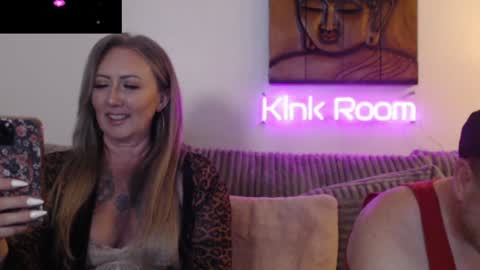 ASSleigh Abbott online show from February 5, 4:27 am