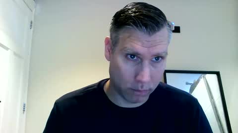 Snapshot of assmani28 chatting on January 2, 10:16 am Assmani28 online show from January 2, 10:16 am