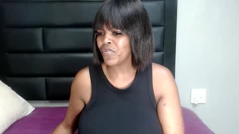 assqueen32 online show from April 14, 12:55 pm