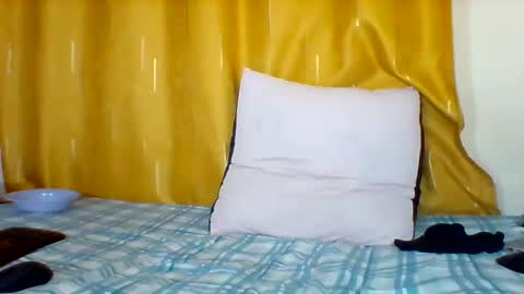 Snapshot of assqueen4 chatting on September 19, 7:25 pm FLORAH DANIEL online show from September 19, 7:25 pm