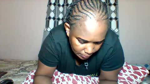 Snapshot of assqueen4 chatting on October 27, 7:07 pm FLORAH DANIEL online show from October 27, 7:07 pm