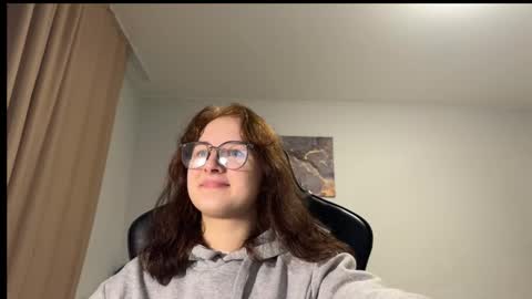 Snapshot of asswedderra chatting on January 13, 10:04 pm Cassie online show from January 13, 10:04 pm