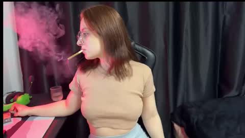 Snapshot of asswedderra chatting on January 18, 5:44 am Cassie online show from January 18, 5:44 am