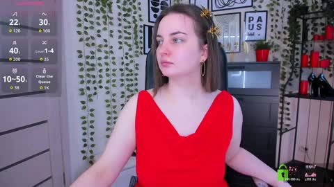 Snapshot of astarte_aste chatting on April 9, 11:48 am astarte_aste online show from April 9, 11:48 am