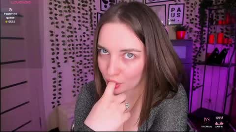 Snapshot of astarte_aste chatting on April 23, 12:29 pm astarte_aste online show from April 23, 12:29 pm