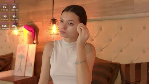 Aster Quinn online show from January 11, 3:28 pm