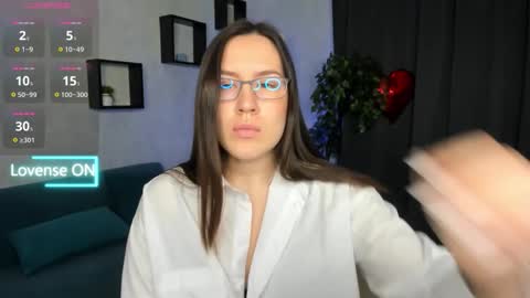 Snapshot of asti_bubbles chatting on March 14, 12:17 am Asti online show from March 14, 12:17 am