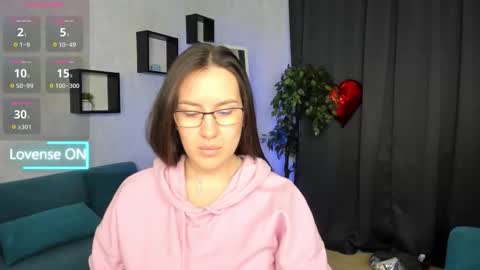 Snapshot of asti_bubbles chatting on March 16, 1:33 am Asti online show from March 16, 1:33 am