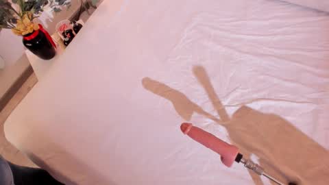 Snapshot of astorath_angel chatting on March 25, 11:27 am Astorath online show from March 25, 11:27 am