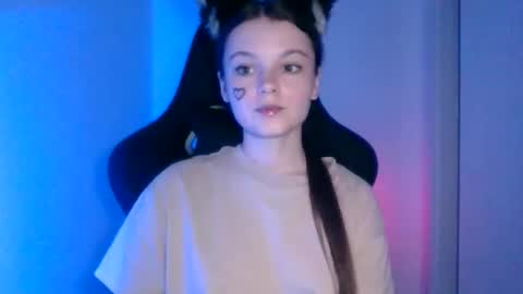 astradream_ online show from September 23, 5:05 pm