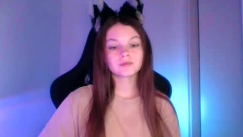 astradream_ online show from September 30, 5:18 pm