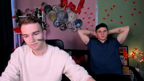 Snapshot of astren_villo chatting on February 20, 6:48 am astren online show from February 20, 6:48 am