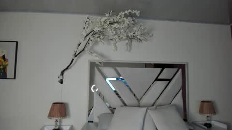 Astrid  online show from January 8, 2:58 am