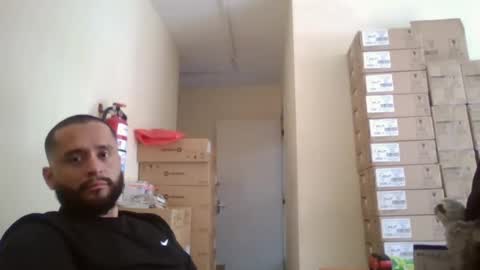 Snapshot of astro_boy_01 chatting on November 8, 3:23 pm astro_boy_01 online show from November 8, 3:23 pm