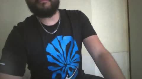 Snapshot of astro_boy_01 chatting on November 30, 8:02 pm astro_boy_01 online show from November 30, 8:02 pm