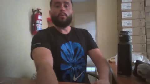 Snapshot of astro_boy_01 chatting on December 4, 9:34 pm astro_boy_01 online show from December 4, 9:34 pm