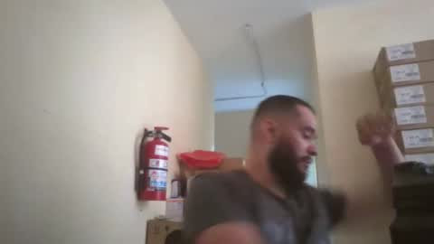 Snapshot of astro_boy_01 chatting on February 4, 9:20 pm astro_boy_01 online show from February 4, 9:20 pm