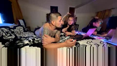 astro_n_tatiana online show from November 8, 4:12 am