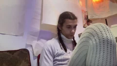 Astro Doll online show from December 21, 11:45 pm