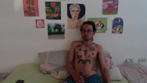 Snapshot of astryd69 chatting on September 21, 3:24 pm Astrid 69 online show from September 21, 3:24 pm