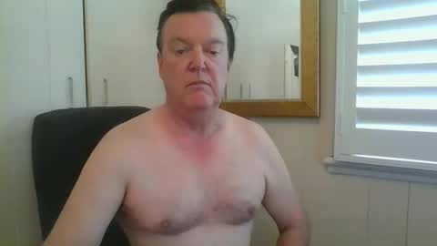 astute008 online show from November 26, 1:17 am