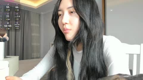 Snapshot of asuna_kirigaya chatting on December 11, 1:26 am asuna_kirigaya online show from December 11, 1:26 am