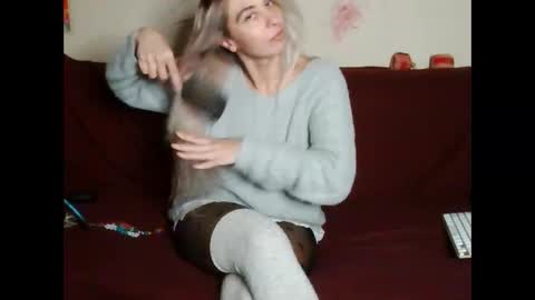 Snapshot of asyalu chatting on November 7, 3:01 pm AsyaLu online show from November 7, 3:01 pm