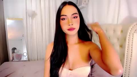 Snapshot of ate_sam chatting on October 15, 5:24 pm Sam online show from October 15, 5:24 pm