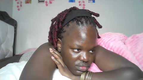 Snapshot of ateker5 chatting on April 1, 1:23 pm ateker5 online show from April 1, 1:23 pm