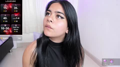 Snapshot of atena_hill chatting on January 9, 12:03 am Athena online show from January 9, 12:03 am