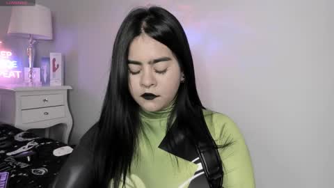 Snapshot of atena_hill chatting on September 13, 8:08 pm Athena online show from September 13, 8:08 pm