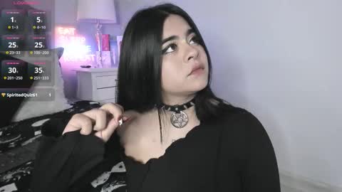 Snapshot of atena_hill chatting on September 25, 7:28 pm Athena online show from September 25, 7:28 pm