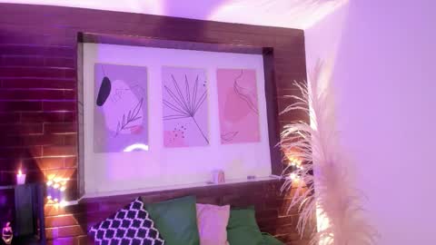 Snapshot of atenajb chatting on January 13, 3:12 am ATENA online show from January 13, 3:12 am