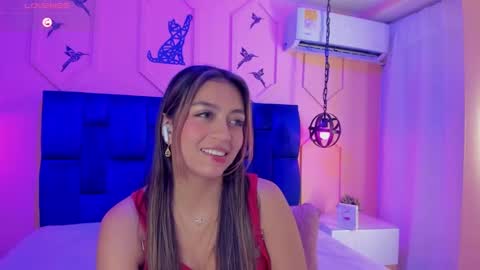 Snapshot of atenea_cute21 chatting on February 2, 9:30 am Athenea online show from February 2, 9:30 am