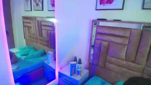 atenea_luxx online show from May 13, 4:32 am