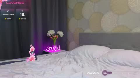 athena starry online show from September 27, 4:45 pm