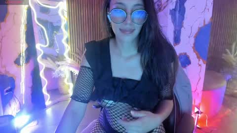 Snapshot of athenaa_tay chatting on March 30, 3:29 am Atenea online show from March 30, 3:29 am